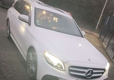 Mercedes-Benz E 300 d T 9G-TRONIC AMG Line