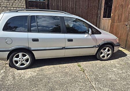 Opel Zafira 1.8 Comfort