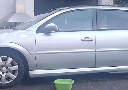 Opel Vectra 2.2 Caravan