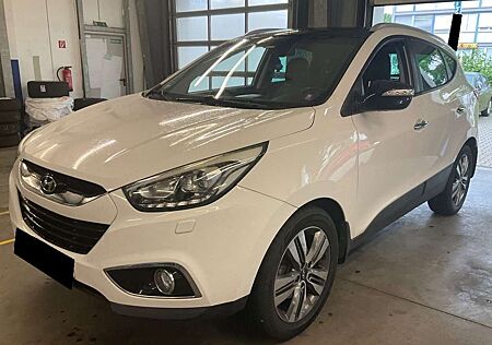 Hyundai Tucson 2.0 CRDi Premium 4WD 185ps