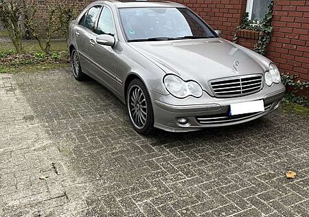 Mercedes-Benz C 320 CDI 7G-TRONIC Avantgarde DPF