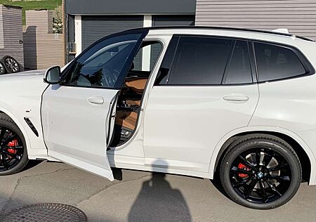 BMW X3 xDrive30d M Sport Facelift Head. Up Shdadow L.