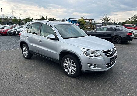 VW Tiguan Volkswagen Team 4Motion Navi/Standheizung/4x4 Allrad