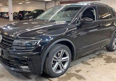 VW Tiguan Volkswagen 2.0 TDI R-Line DSG+LED+NAVI+AHK+ACC+SITZH