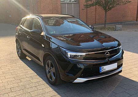 Opel Grandland 1.2 DI Automatik Elegance