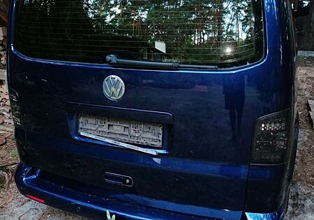 VW Volkswagen Bus Caravelle langer Radstand