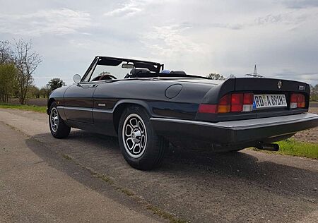 Alfa Romeo Spider 1.6