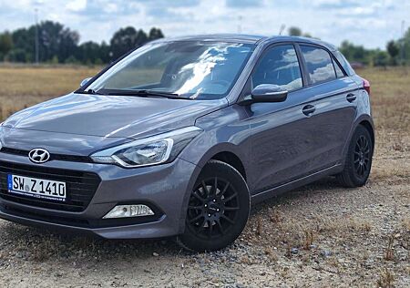 Hyundai i20 blue 1.0 T-GDI Trend