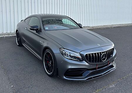 Mercedes-Benz C 63 AMG S Coupe V8 Final Facelift / MCT 9G / FULL PACKAGE!