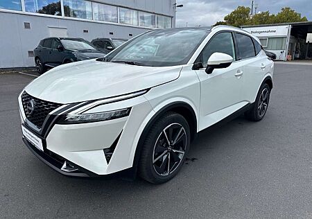 Nissan Qashqai Tekna 4x4/PanoDach/360° Kamera/Navi/HUD