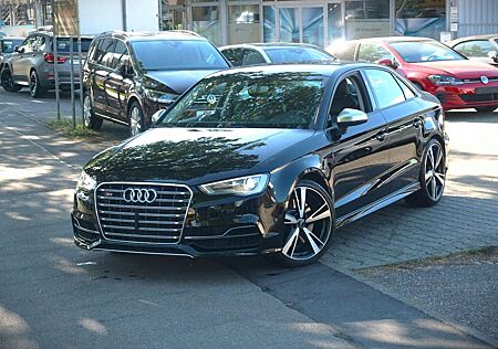 Audi S3 Lim. 2.0 TFSI quattro / S-Tronic / Leder /