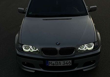 BMW 320i 320