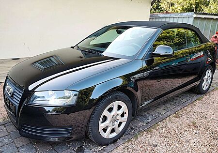 Audi A3 Cabriolet Attraction/SCHECKHEFT/1.HAND