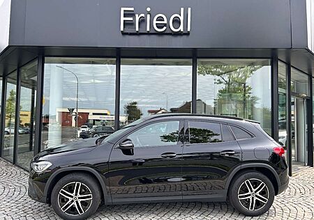 Mercedes-Benz GLA 180 Progr., Night, AHK, LED