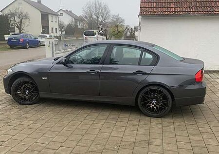 BMW 320i 320