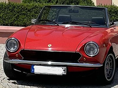 Fiat 124 Spider