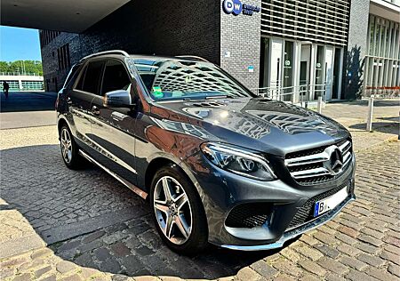 Mercedes-Benz GLE 350 d 4 Matic/9G/2x AMG Line/Top Zustand