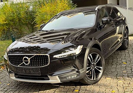 Volvo V90 Cross Country Pro AWD/ACC/LED/H&K/SPURH/AHK