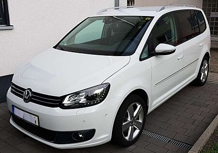 VW Touran Volkswagen Highline