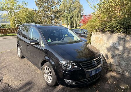 VW Touran Volkswagen Freestyle