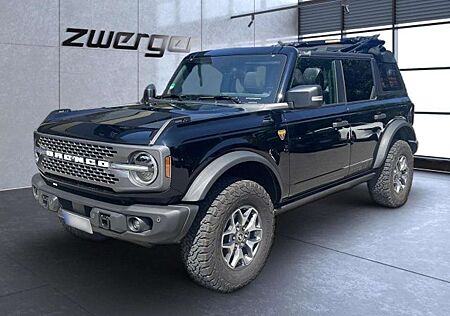 Ford Bronco Badlands First Edition Soft-Top Hard-Top
