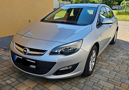 Opel Astra 1.4 Turbo Style