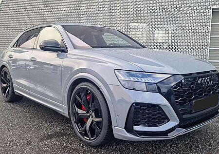 Audi RS Q8 NP172.000