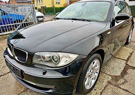 BMW 120 d Lim. Advantage-Paket * Leder * Navi * SZH *