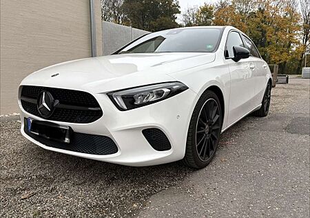 Mercedes-Benz A 180 Totwinkel/MBUX/Spurhalteassistent/Ambiente