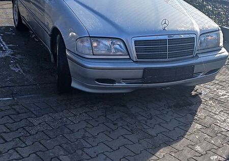 Mercedes-Benz C 240 Familiar