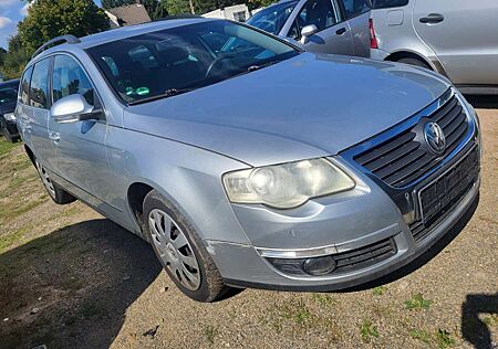 VW Passat Variant Volkswagen 2.0 TDI Individual Chrom