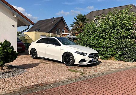 Mercedes-Benz A 35 AMG 4Matic Speedshift DCT 7G Garantie 03/26