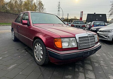 Mercedes-Benz E 250 D SCHIEBEDACH HU BIS 02 / 2026