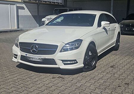 Mercedes-Benz CLS 350 4 Matic AMG Line