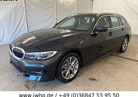 BMW 330 i xDr Sport Line Laser HeadUp Navi Leder 17"