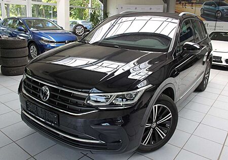 VW Tiguan Volkswagen /UNITED/DSG/MATRLED/ACC/STZHZ/18"/ELEHECK