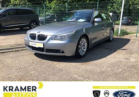 BMW 523 i Touring*KLIMAAUTOM.*NAVI*AHK*PDC*SHZ*ALU*ZV*uvm