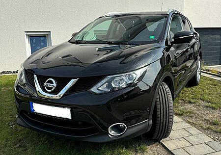 Nissan Qashqai 1.2 DIG-T TEKNA