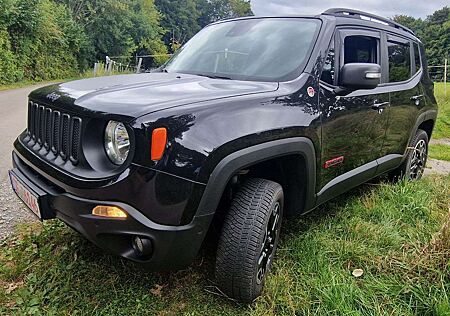 Jeep Renegade 2.0 Trailhawk 4X4 Automatik+Leder+++