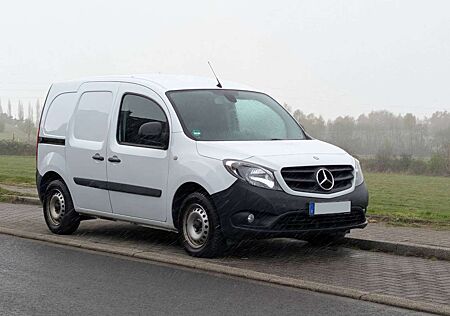 Mercedes-Benz Citan 111 CDI Lang Kastenwagen Scheckheftgepflegt +Klima