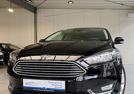 Ford Focus Turnier Titanium*Automatik*Navi*AHK*Allwetterreife