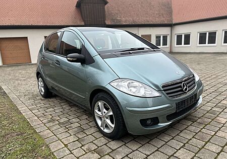 Mercedes-Benz A 150 A-Klasse 5-Türer Autotronic Classic