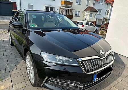 Skoda Superb Combi 1.4 TSI iV DSG Style