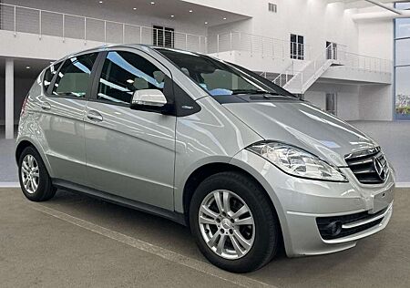 Mercedes-Benz A 160 NAVI SITZHZG. + WINTERREIFEN