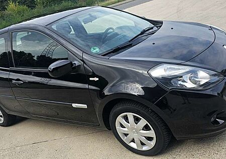 Renault Clio TCe 100 TomTom Edition TÜV NEU