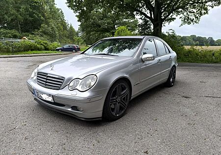 Mercedes-Benz C 320 Elegance