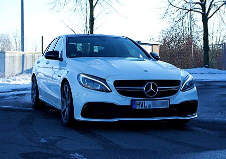 Mercedes-Benz C 63 AMG C-Klasse Speedshift 7G-MCT