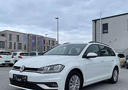 VW Golf Volkswagen VII Variant Trendline BMT/Start-Stopp/2018