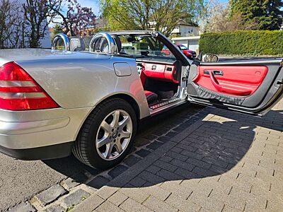 Mercedes-Benz SLK 200 Automatik Bestzustand TÜV neu