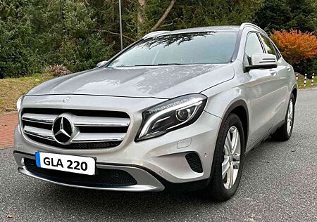 Mercedes-Benz GLA 220 CDI / d (156.903)